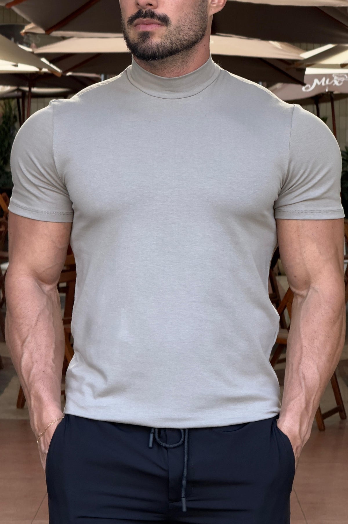 Camiseta Gola Média - Up