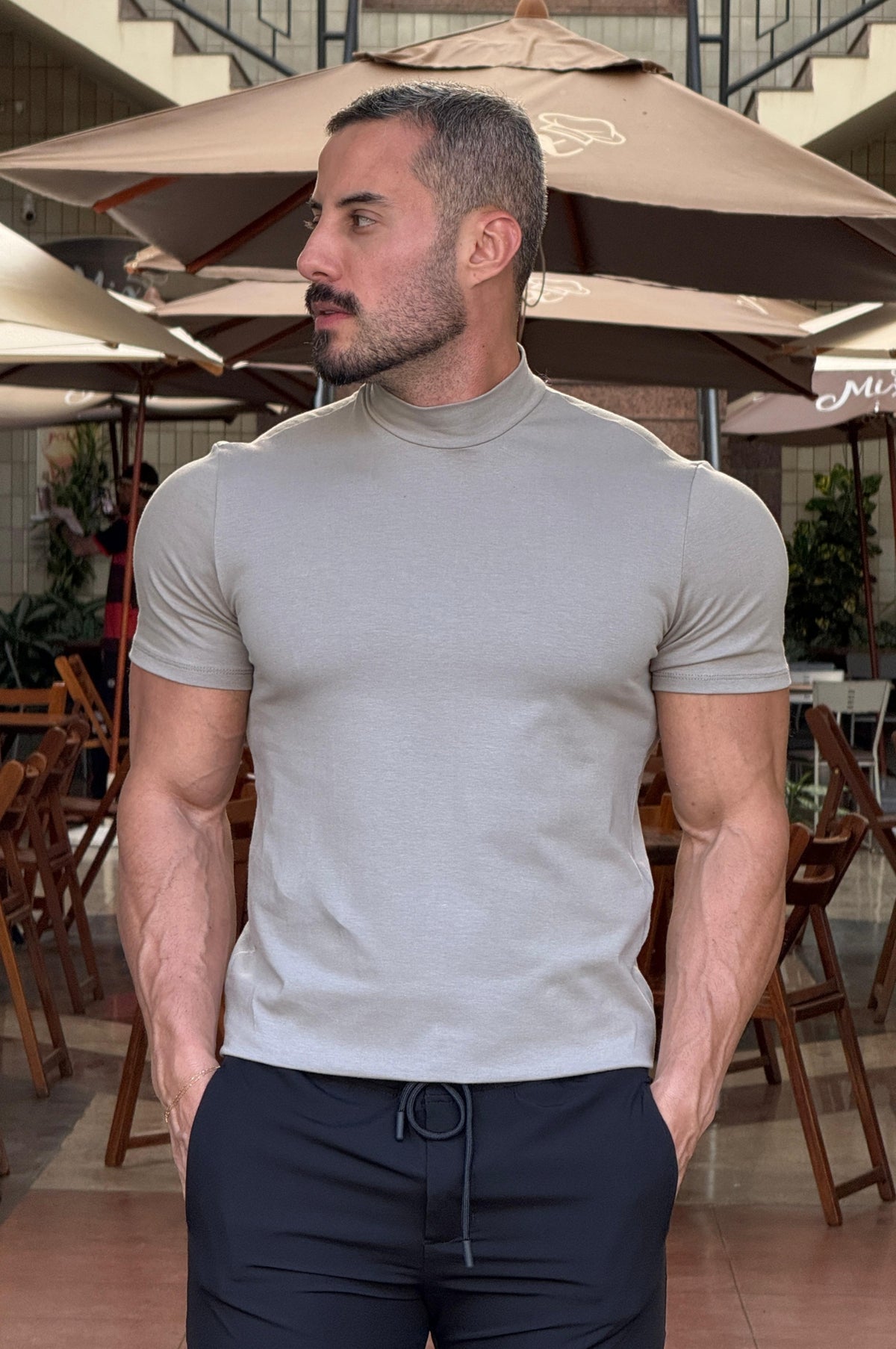 Camiseta Gola Média - Up