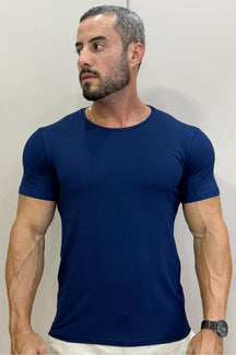Camiseta Essential Slim Fit - Up