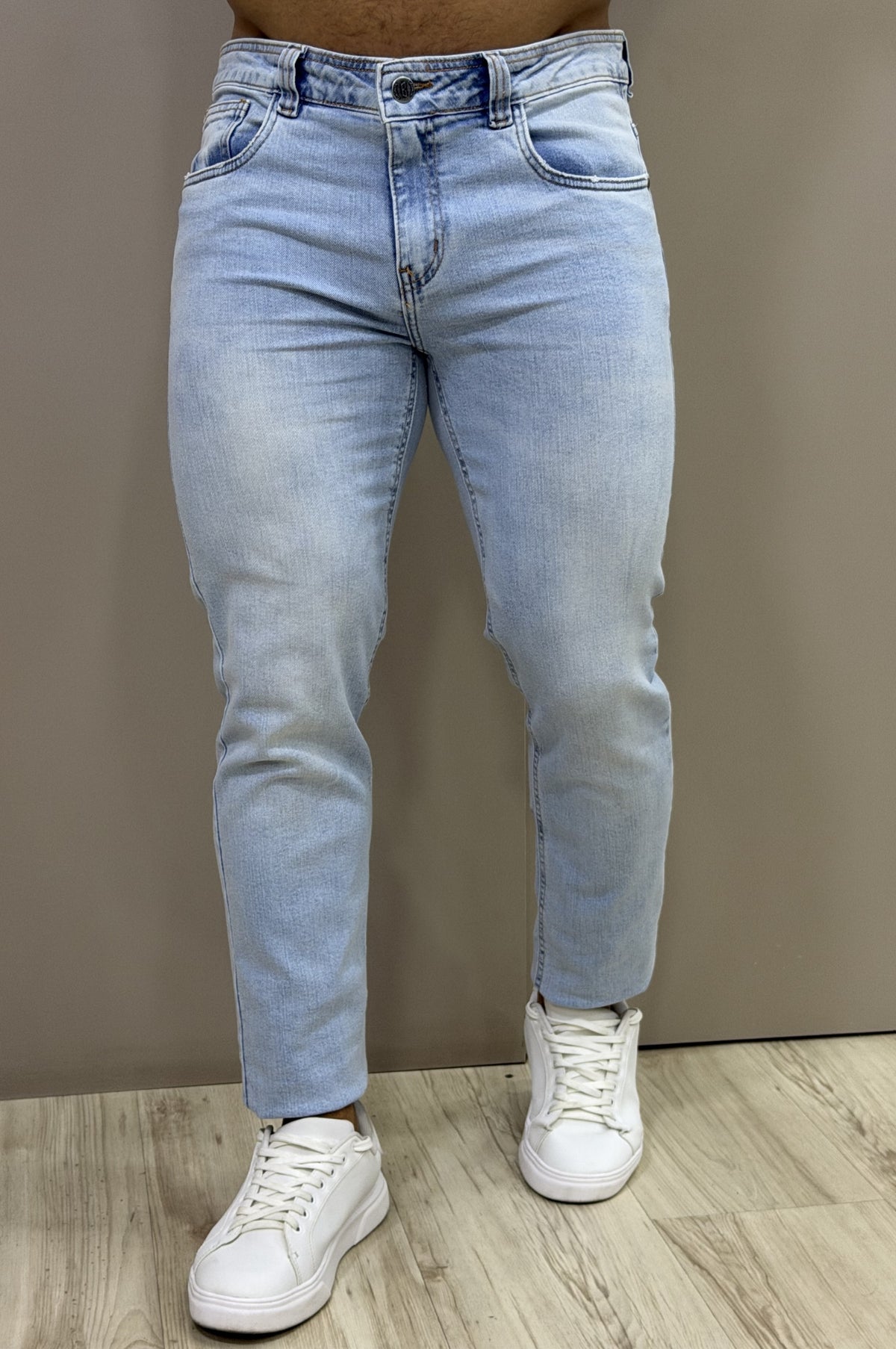 Calça Jeans Slim Delavê