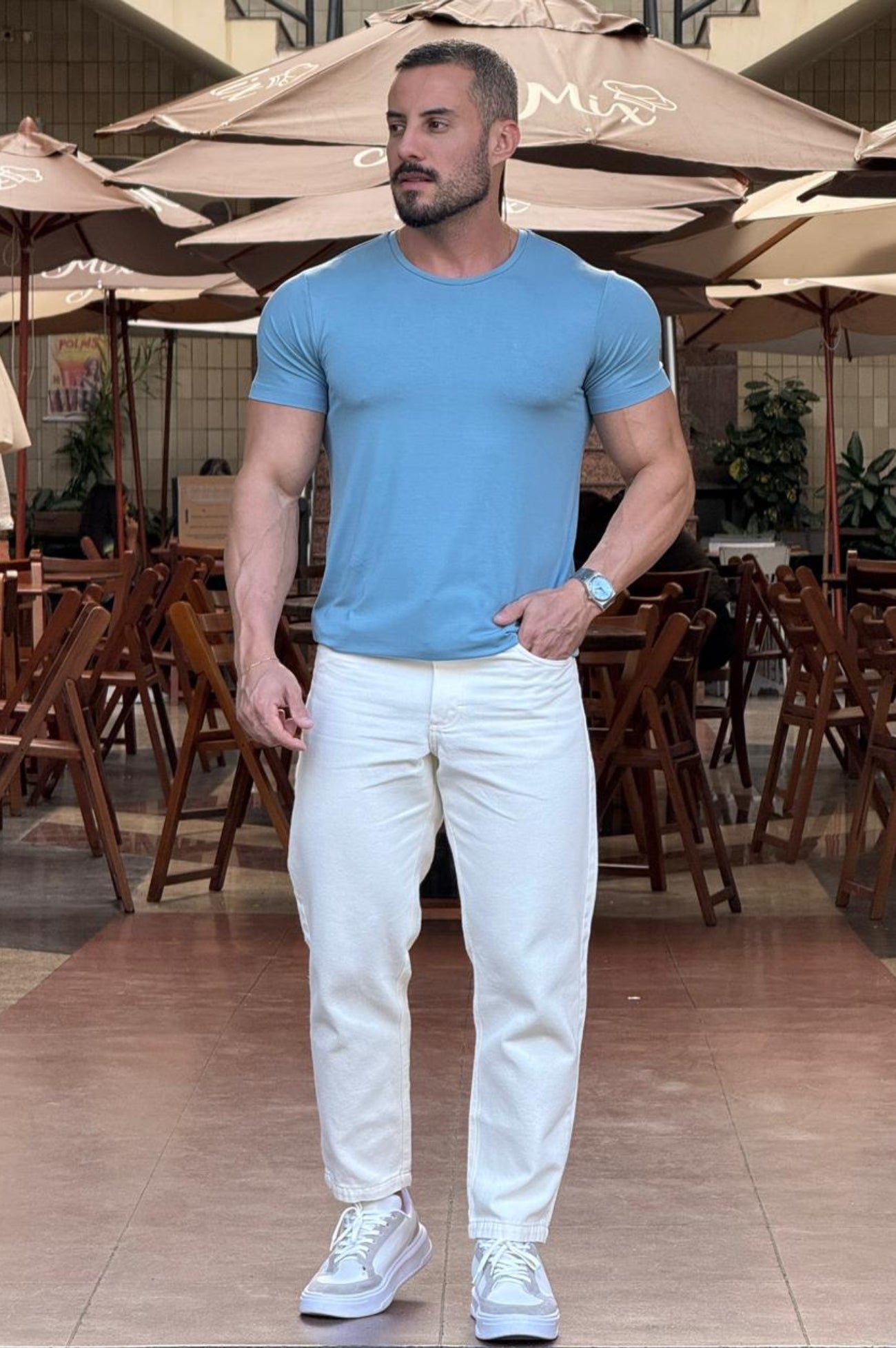 Camiseta Essential Slim Fit - Up