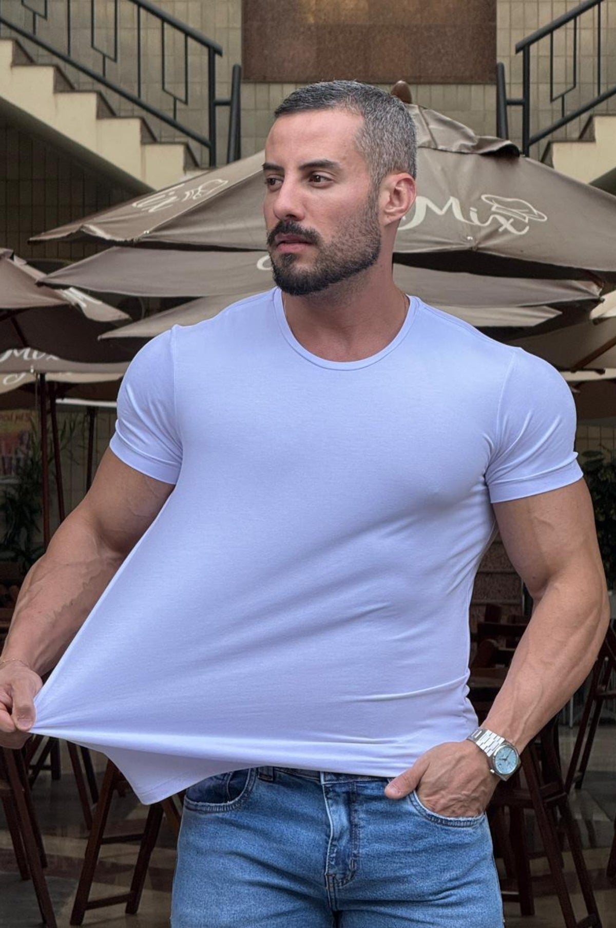 Camiseta Essential Slim Fit - Up