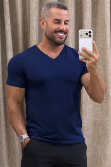 Camiseta Essential SlimFit Gola V