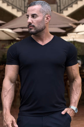 Camiseta Essential SlimFit Gola V