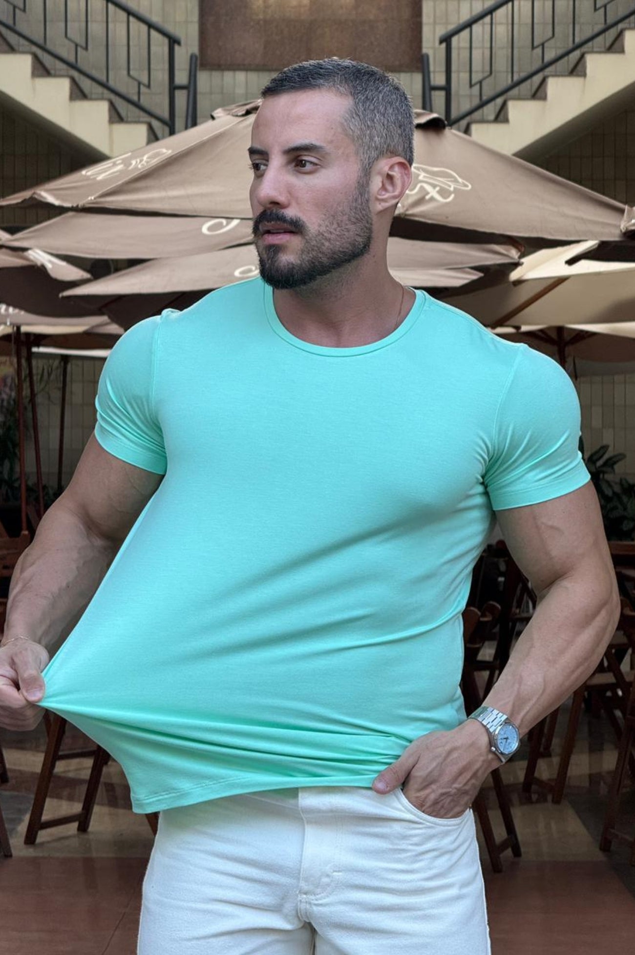 Camiseta Essential Slim Fit - Up