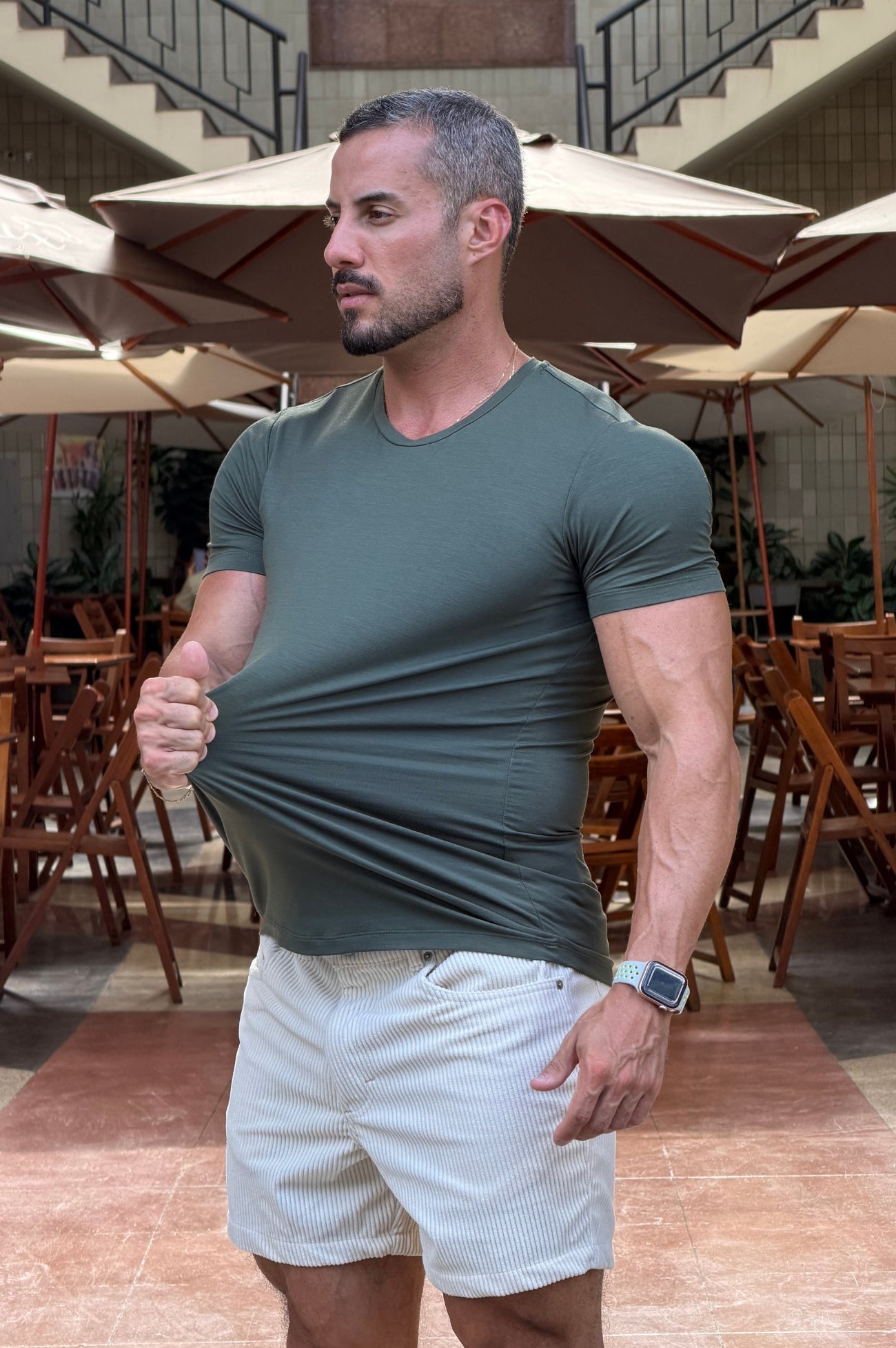 Camiseta Essential Slim Fit - Up