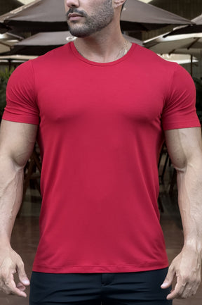 Camiseta Essential Slim Fit - Up