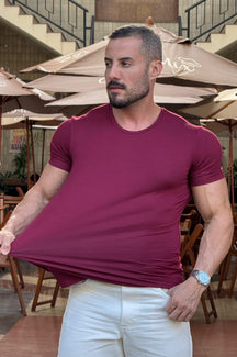 Camiseta Essential Slim Fit - Up