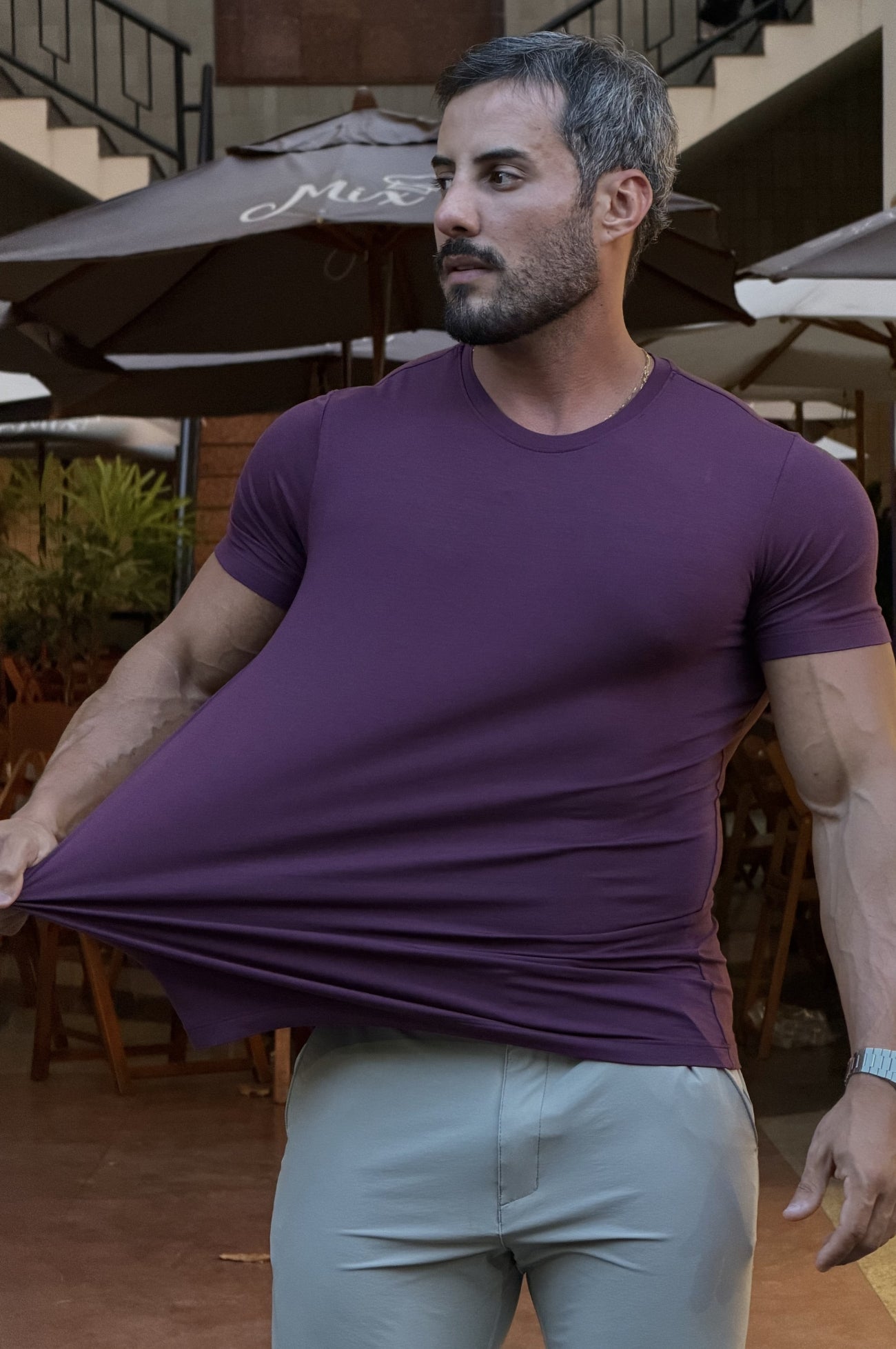 Camiseta Essential Slim Fit - Up