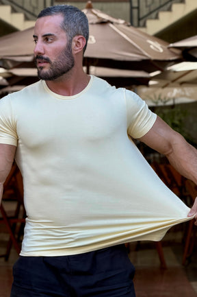 Camiseta Essential Slim Fit - Up