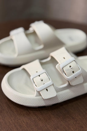 Chinelo Resort  - Up